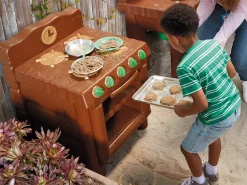 Pretend & Play Mud Oven