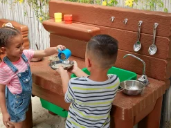 Pump & Play Mud Kitchen